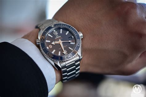 omega planet ocean 600m review.